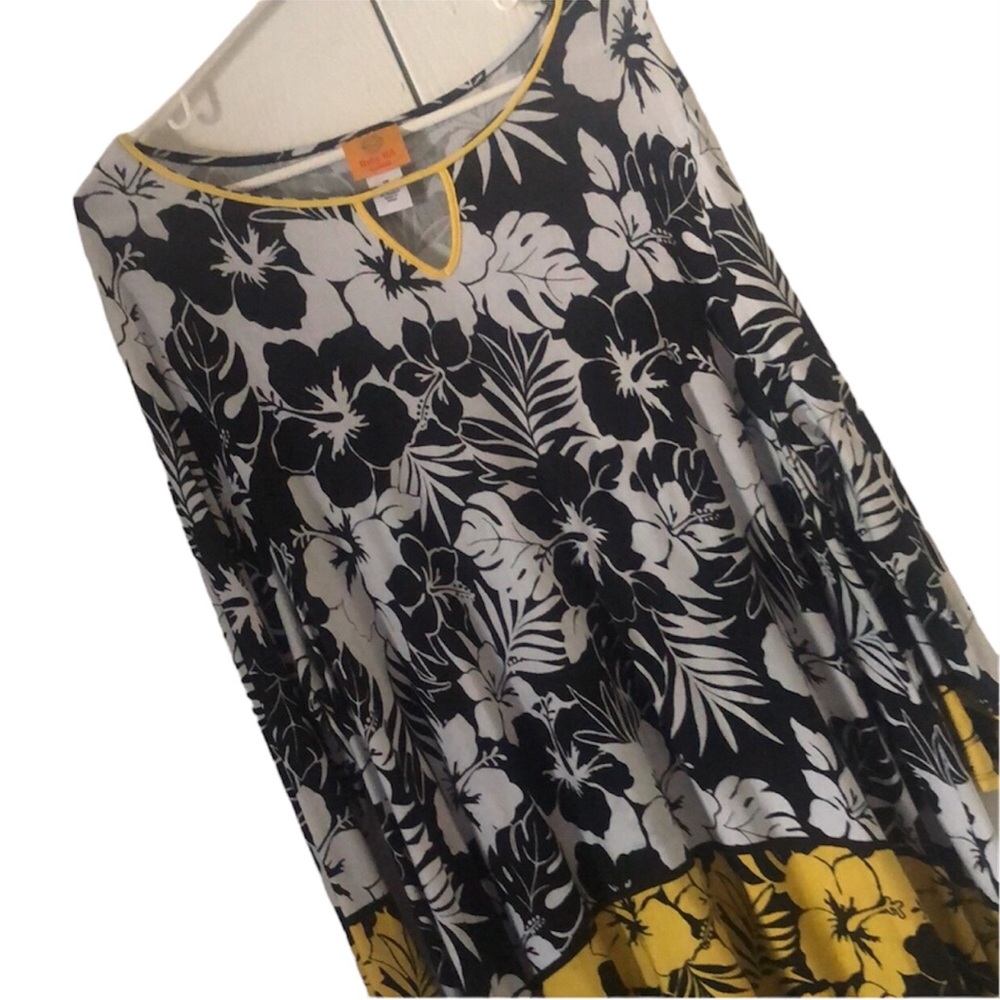 Ruby RD. Floral yellow & black spring Stretchy plus size tunic blouse